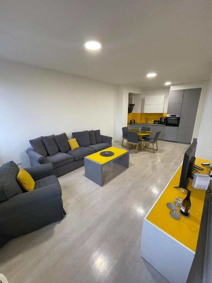 Iskra Apartamento Belgrado Exterior foto