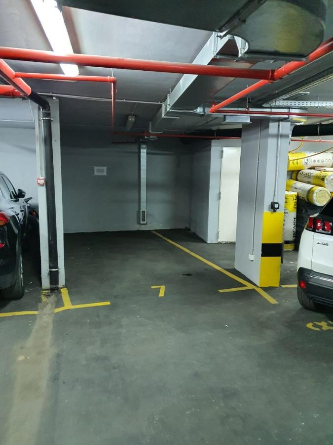 Iskra Apartamento Belgrado Exterior foto